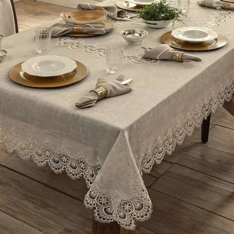 Toalha de mesa bordada para ocasiões especiais